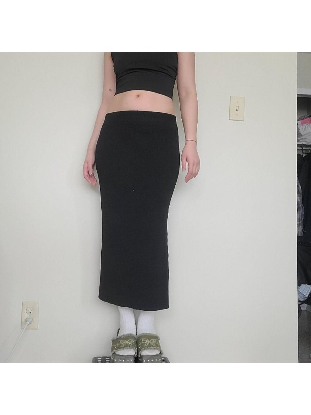 George Minimalist Ribbed Knit Sleek Fitted Maxi Skirt (M)